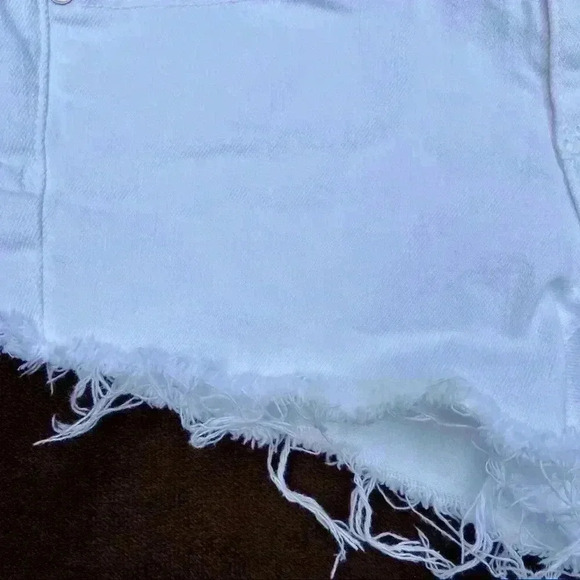 Adriano Goldschmied White Distress Fray Jean Short - Picture 6 of 15
